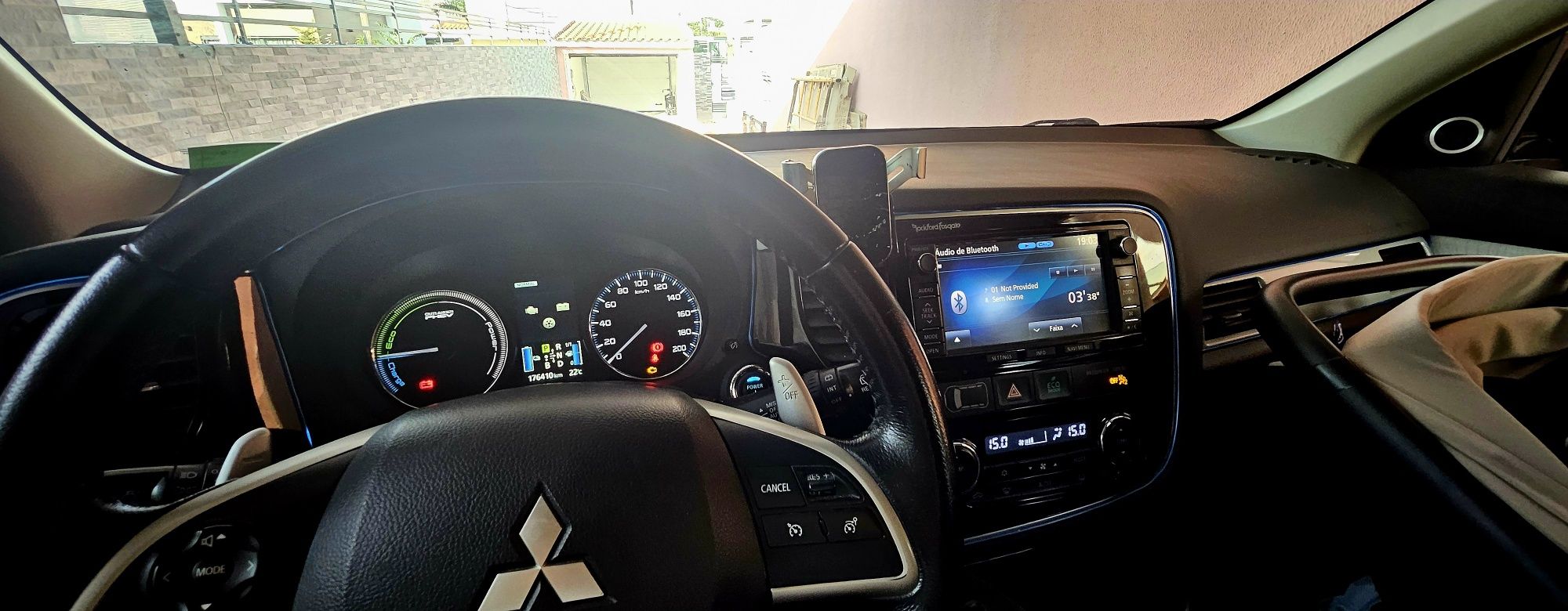 Mitsubishi Outlander PHEV 2014 – Híbrido Plug-in