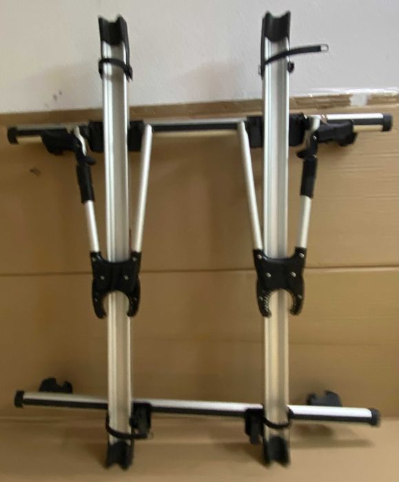 Barras tejadilhoe suportes bicicletas Thule