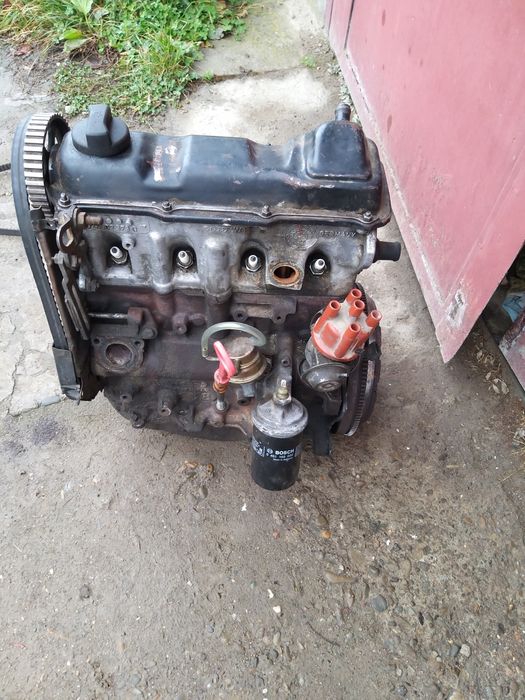 Двигатель ауди80