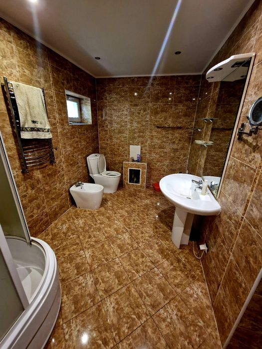 Будинок в центральній частині Бучі.