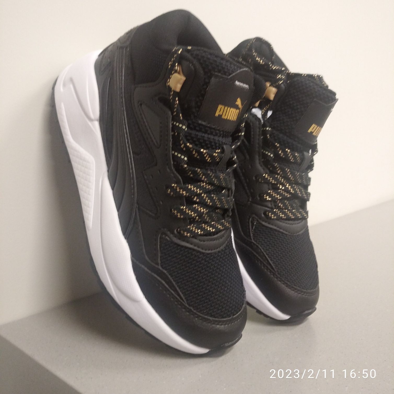 Жіночі ботинки Puma