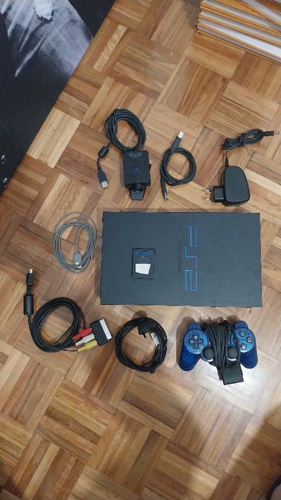 Playstation 2 completa , estado irrepreensível