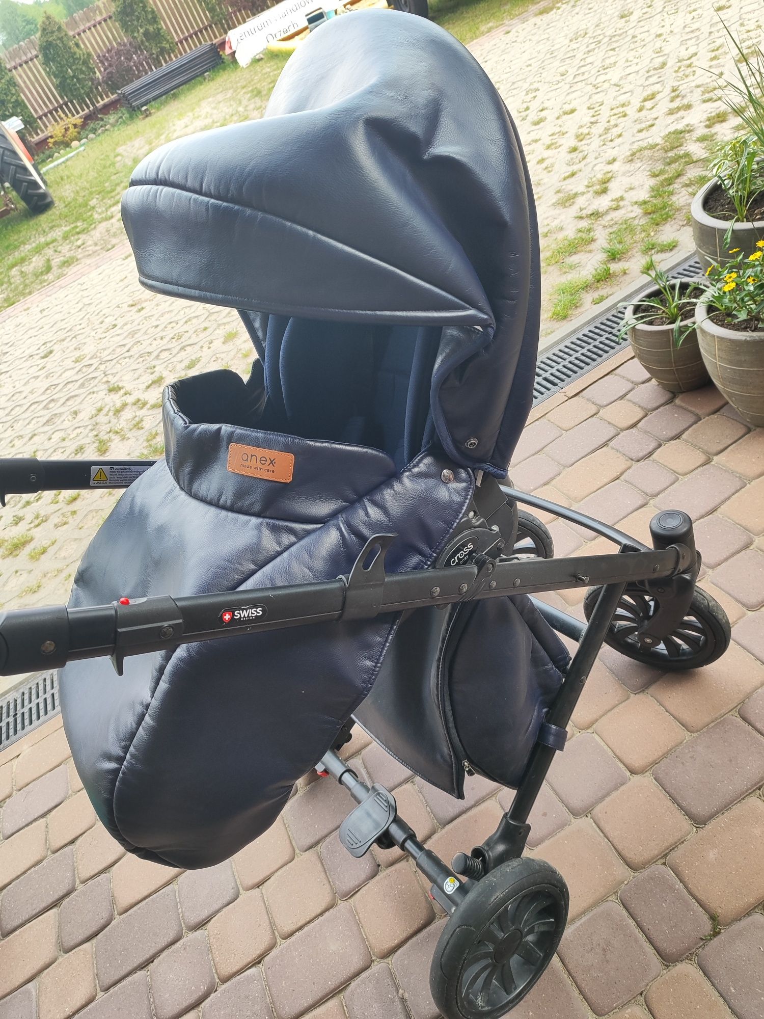 Granatowy wózek 2w1 Anex