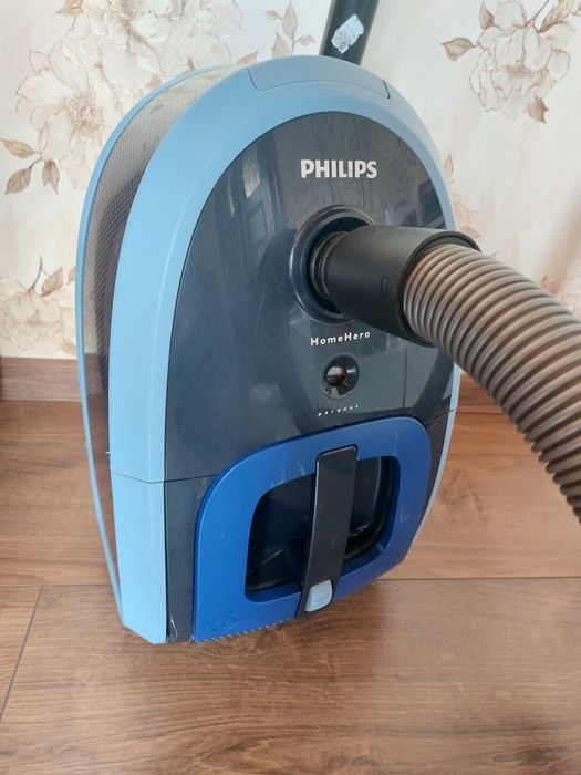 Мішковий пилосос Philips