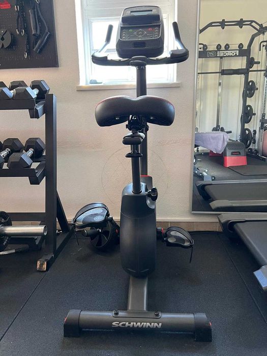 Schwinn 570U  bicicleta de indoor fitness