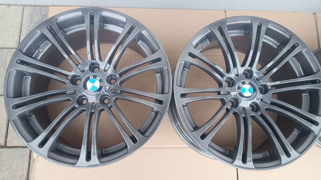 BMW E90 E91 E87 E81 felgi R18 5x120 2 szerokości wzór styling 220