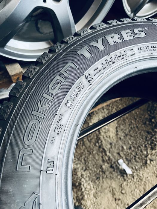 Шини Резина Зимові 205 65 16C Nokian Snowproof C 4шт