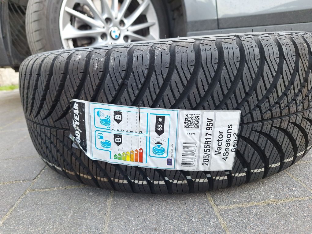 KOMPLET OPON wielosezon GoodYear