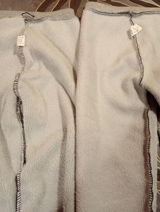 Legginsy- dziewcz. ociepl futerkiem 2 szt(1 świąteczne) 98-104 +gratis