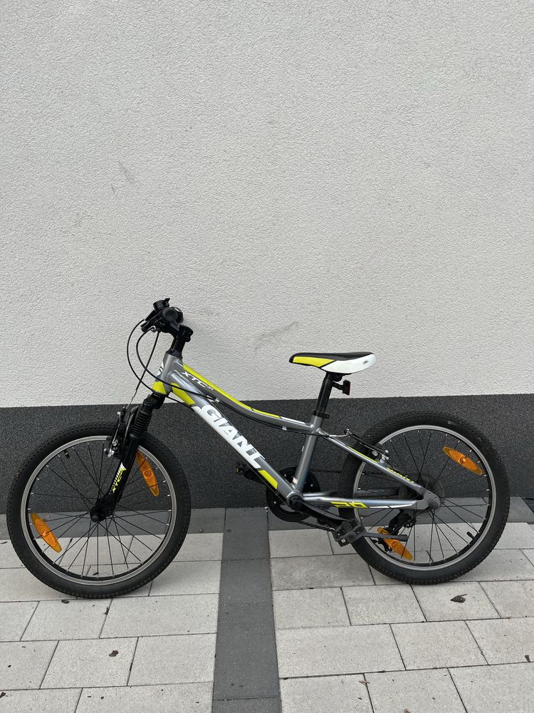 Rowerek dziecięcy Giant XTC JR 20 cali 7 przerzutek Shimano rowerek