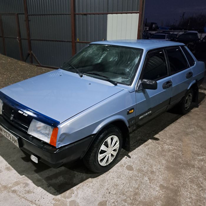 Ваз21099 2002 рік інжектор.