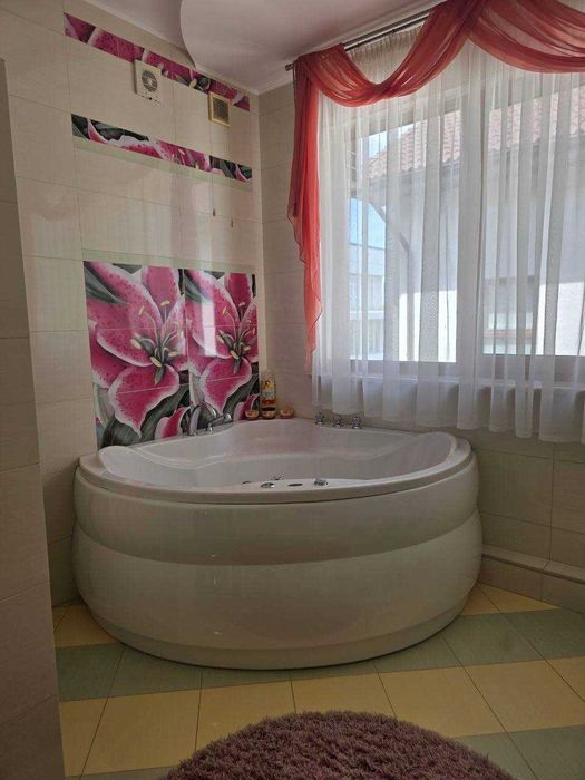 Продается дом на реке 425м  ремонт мебель цена 370 тыс.у.е.