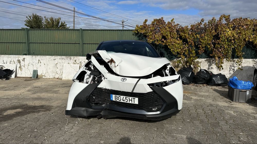Toyota c-hr salvado
