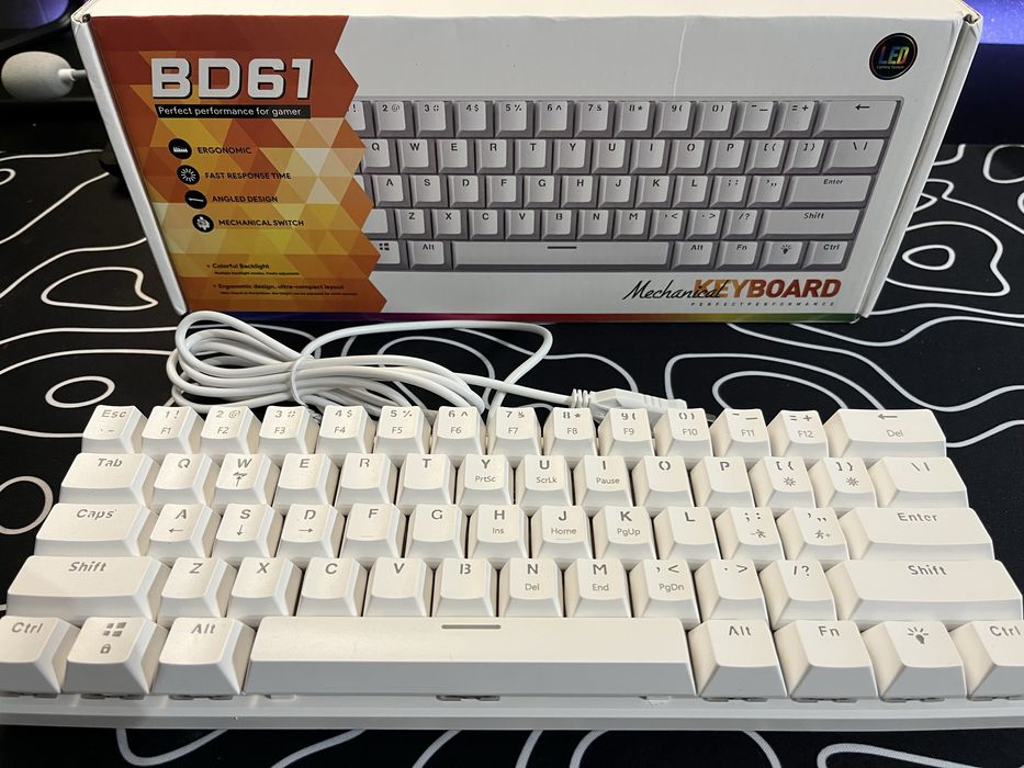 Klawiatura mechaniczna BD61 60% biała