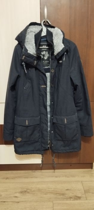 Куртка, парка жіноча,зимова