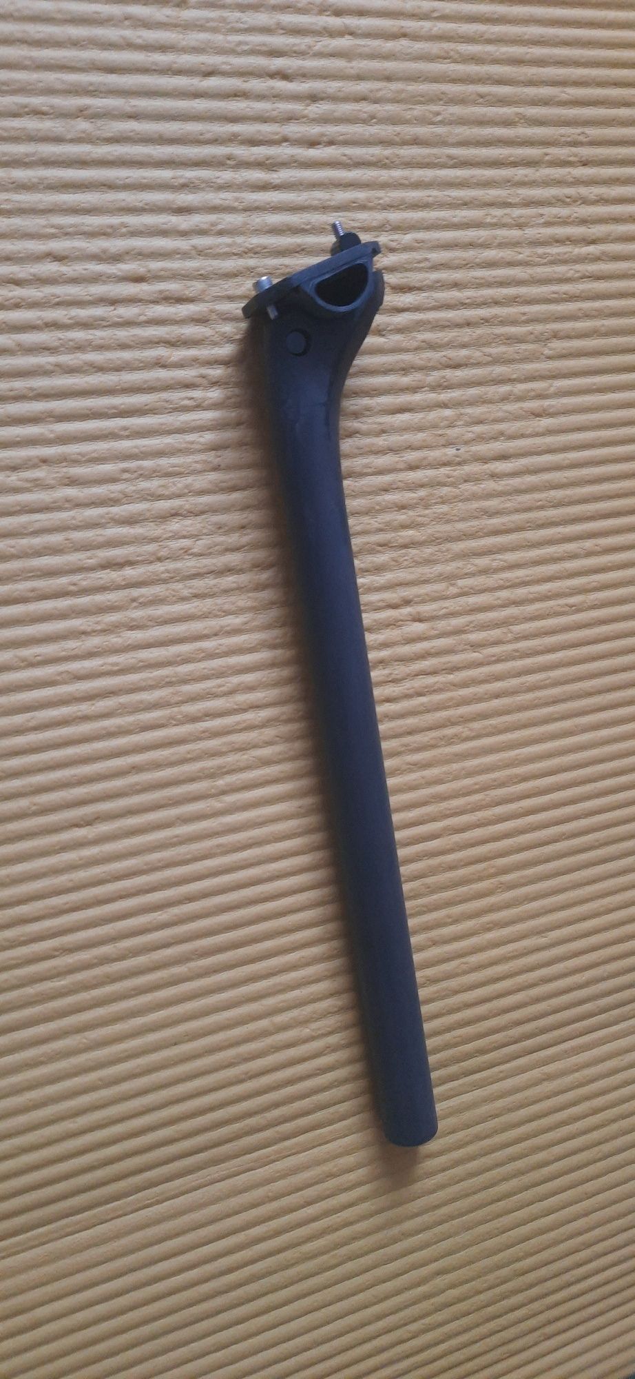 Sztyca carbon Elitaone 27.2 x 400mm