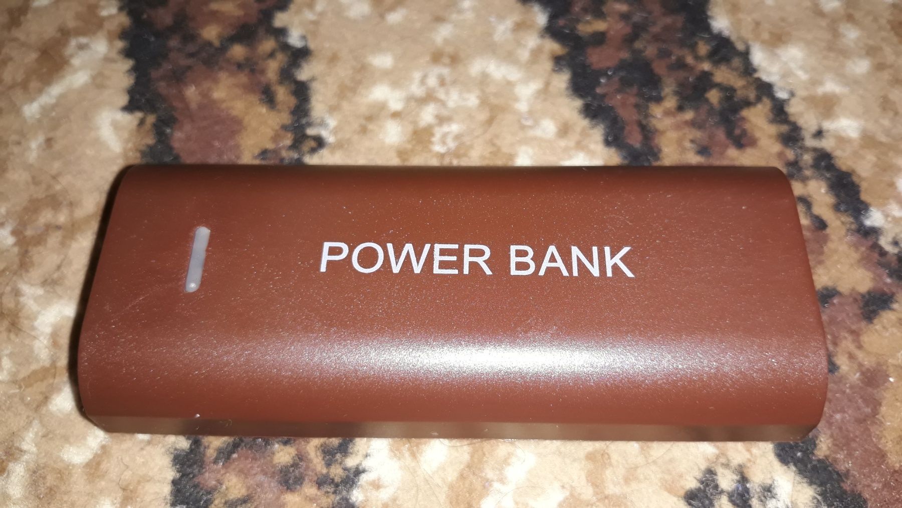 Корпус Power Bank гарної якості, ліхтарик