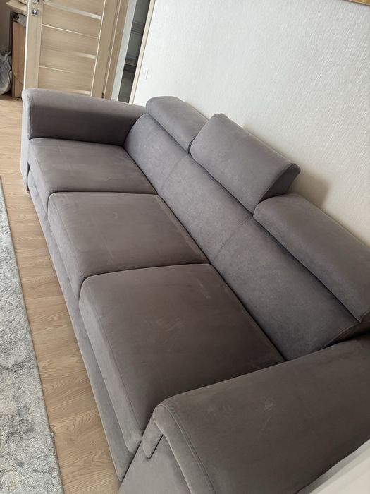 Сірий диван  Frankof. Модель Martyn (розкладний з спальним місцем)