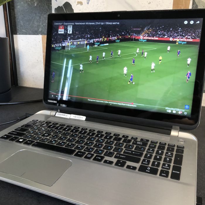 TOSHIBA SATELLITE S55T-B5150 робочий, Core i7 | 16 ГБ ОЗП | SSD 256 ГБ