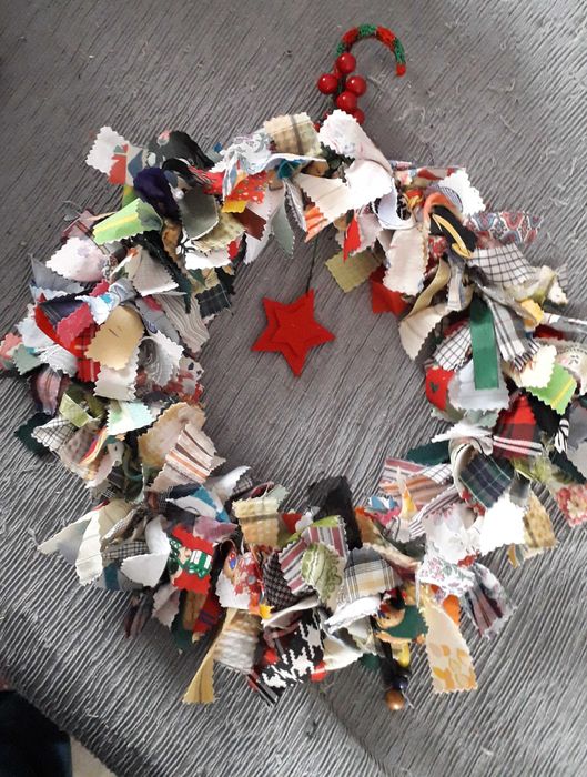 Coroas de Natal originais, feitas à mão. Todas diferentes.