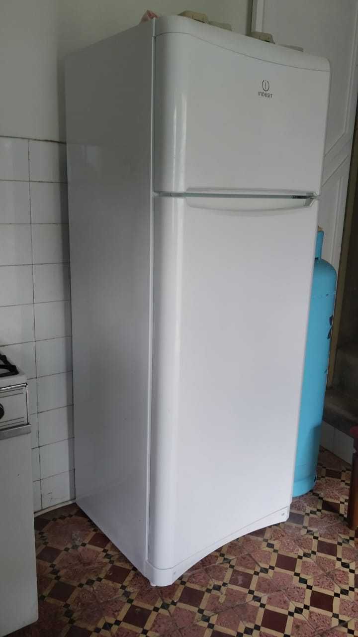Frigorífico Geladeira 440Lt Com garantia e fatura!!!
