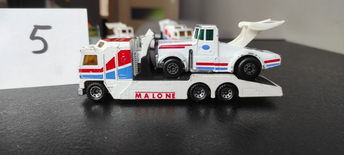 Matchbox Team Convoy Malone QXR