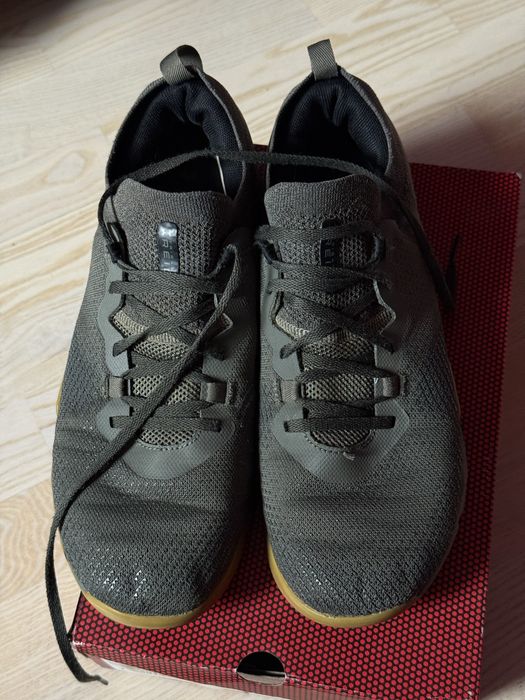 Кросівки чоловічі under armour tribase reign