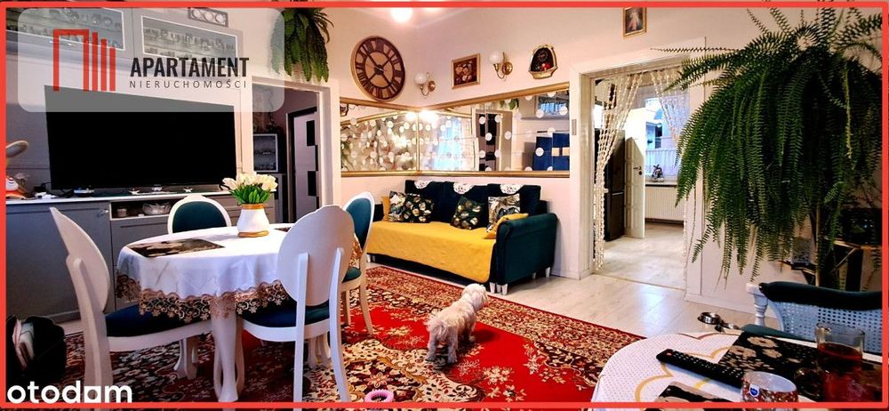 Dom z dużym budynkiem gospodarczym