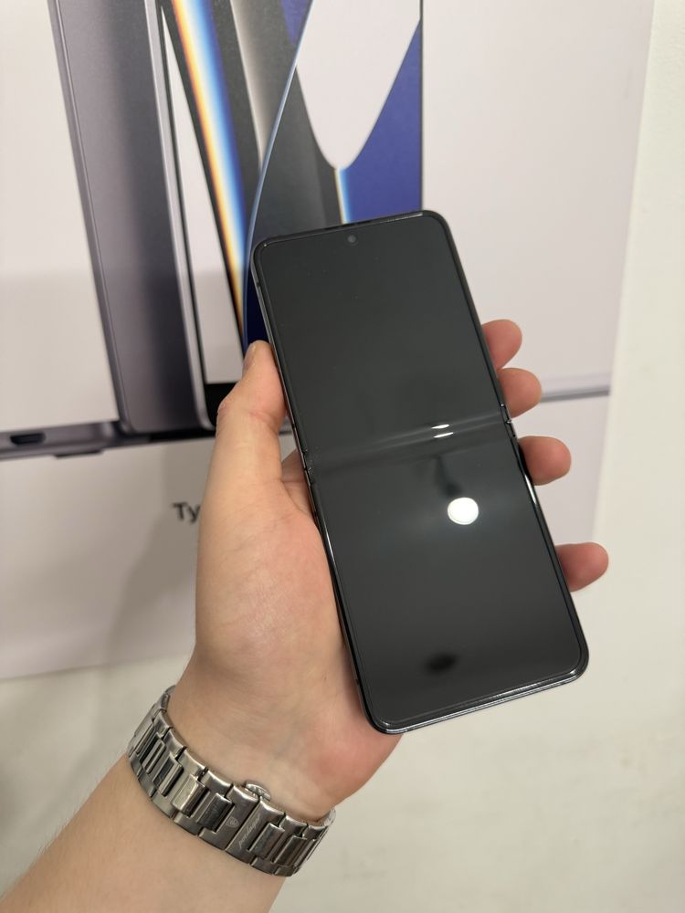 Samsung Flip 5 256GB Grey Locked T-Mobile