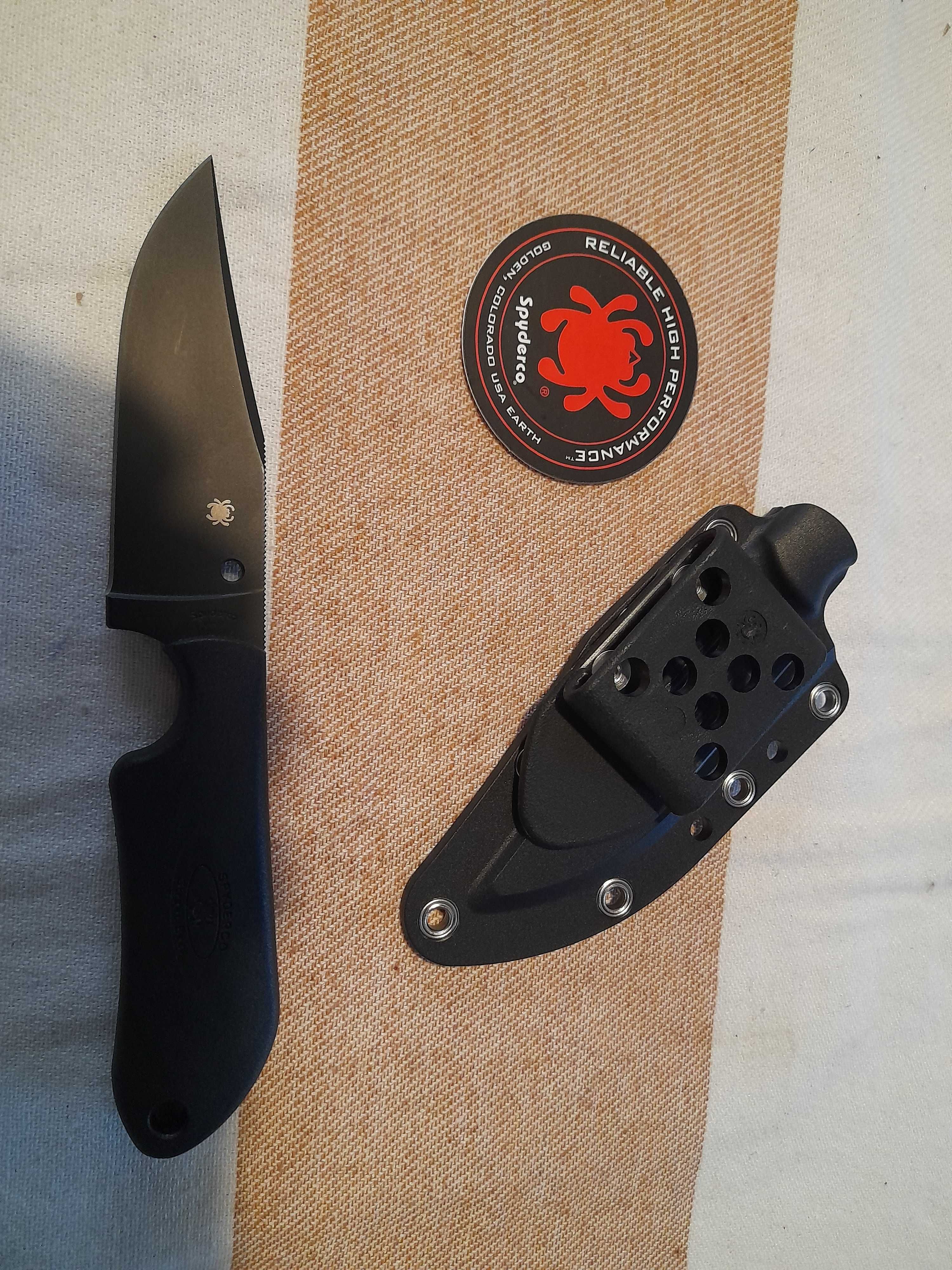 Nóż Spyderco Perrin Street Beat Plain (FB15PBBK)