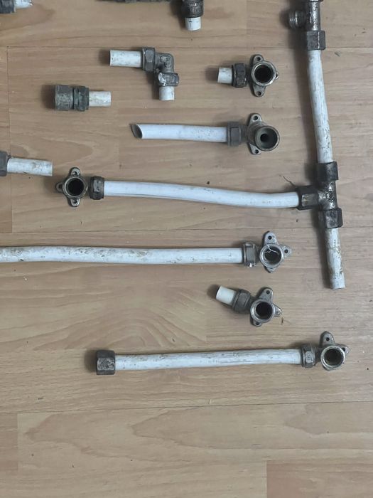 Сантехнічні зєднання, фітінги, зєднувачі обжимні комплект