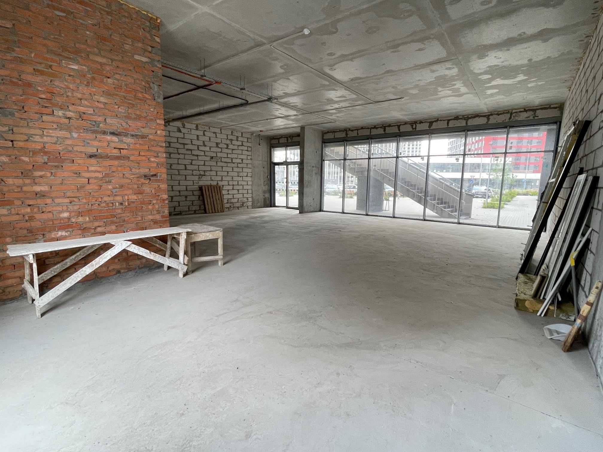ЖК Варшавський +. Продаж комерційного приміщення 132м2. 1-й поверх.