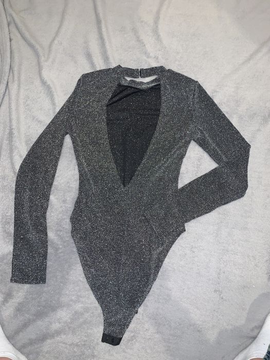 body obcisle swiecace czarne