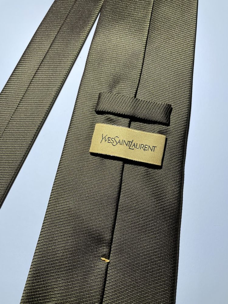 галстук Yves Saint Laurent