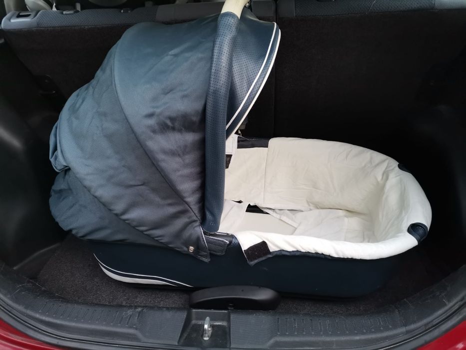 Navington Galeon 2 w 1 wózek głęboki ( gondola)  i spacerówka