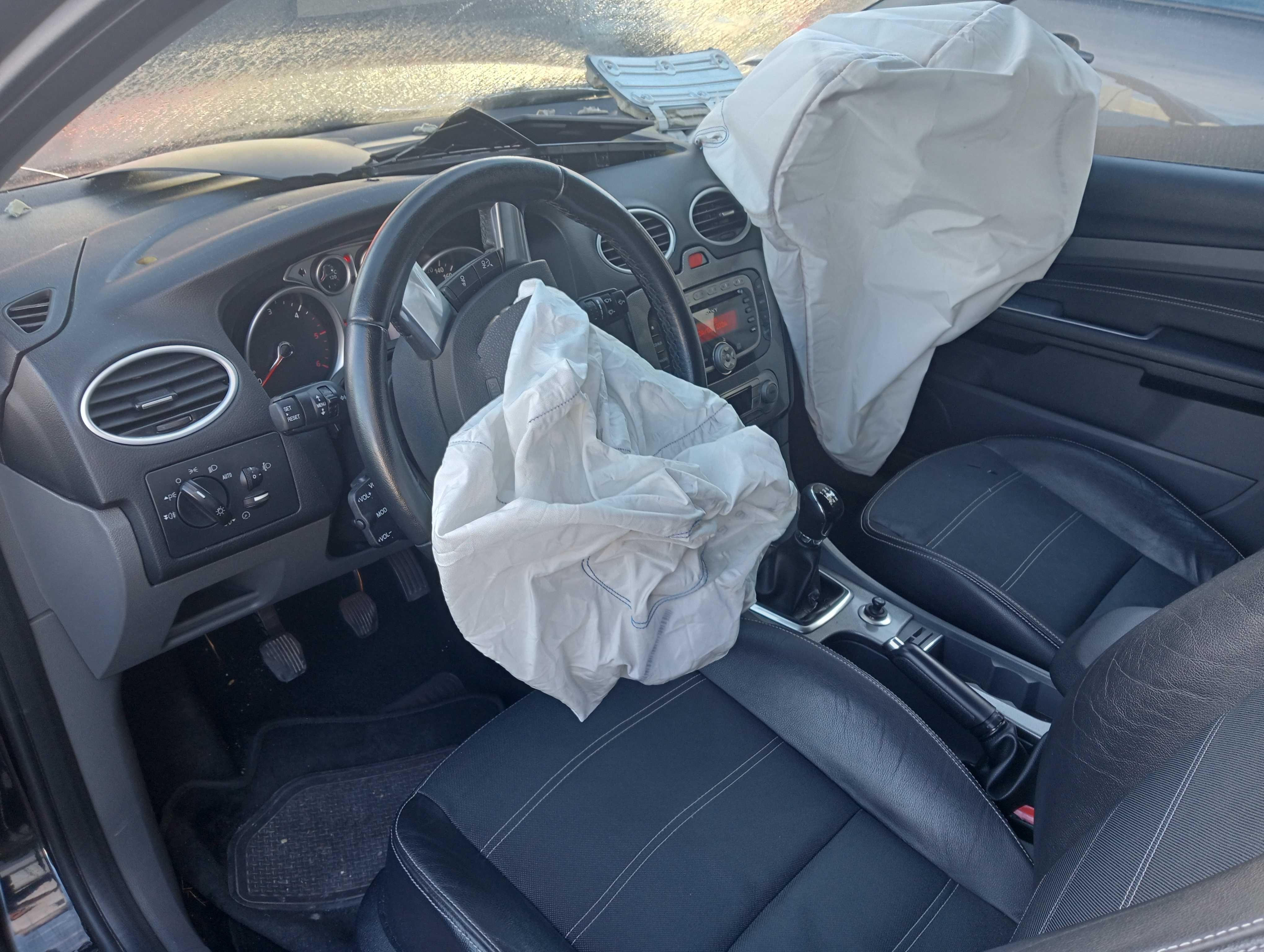Ford Focus Titanium 2008 - Salvado