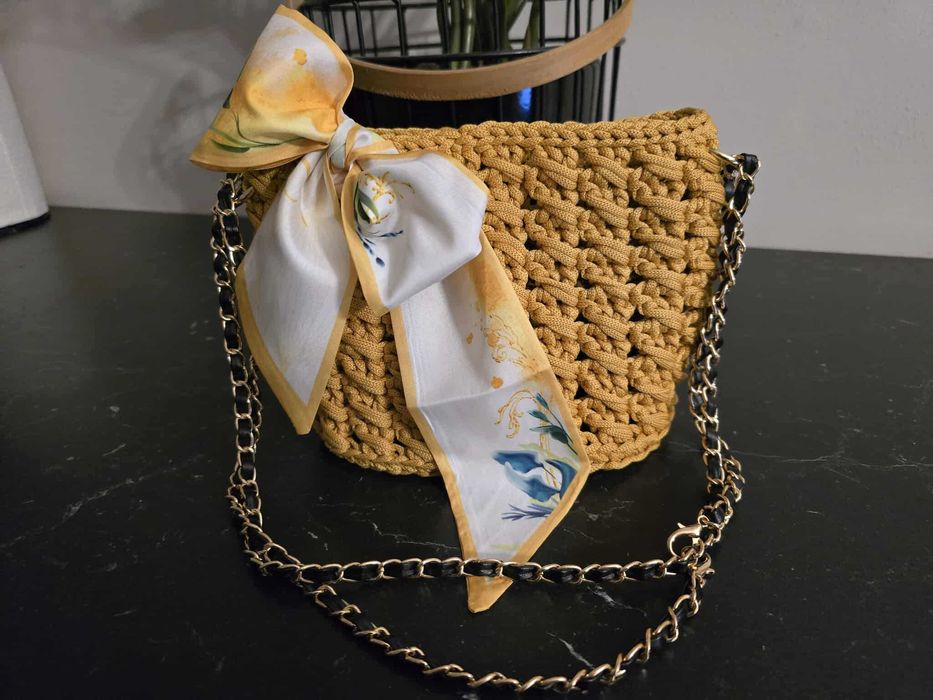 Hand Made mała torebka, która doda uroku Twojej stylizacji