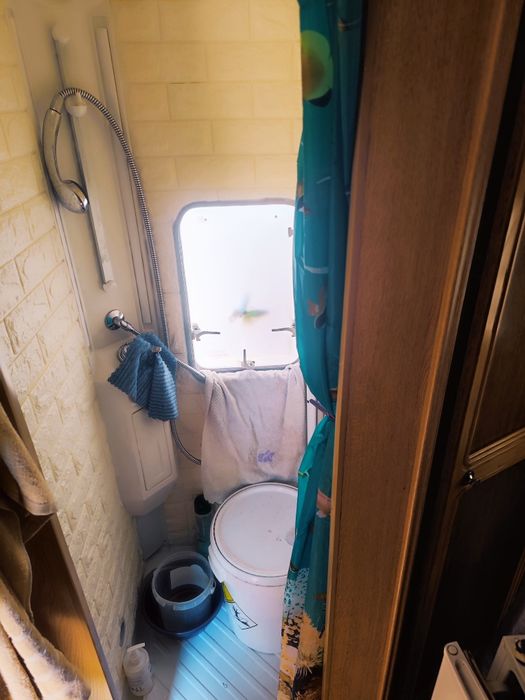 Продам Каравану прицеп дом на колесах