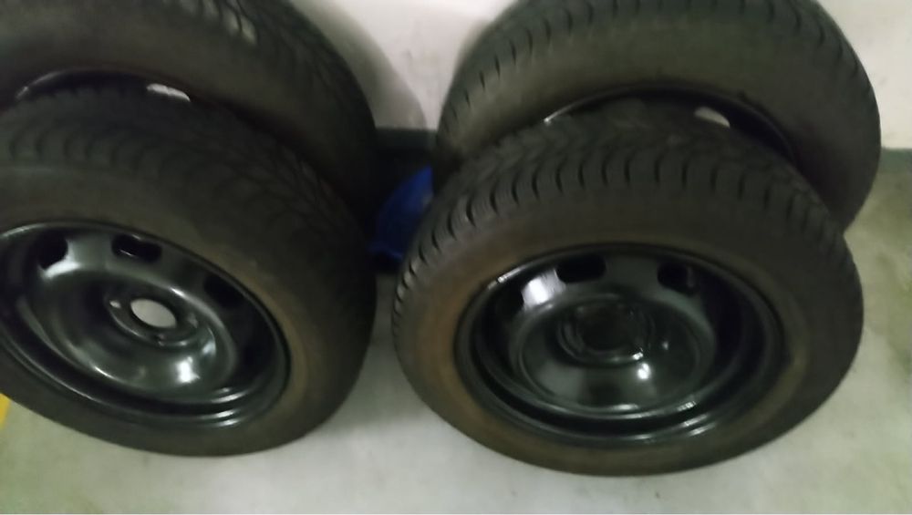 Sprzedam komplet kół wielozesezonowych 185/65/15