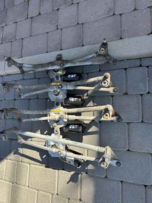 Трапеція Дворнік Октавія Тур Гольф4 Бора Octavia Golf4 Bora