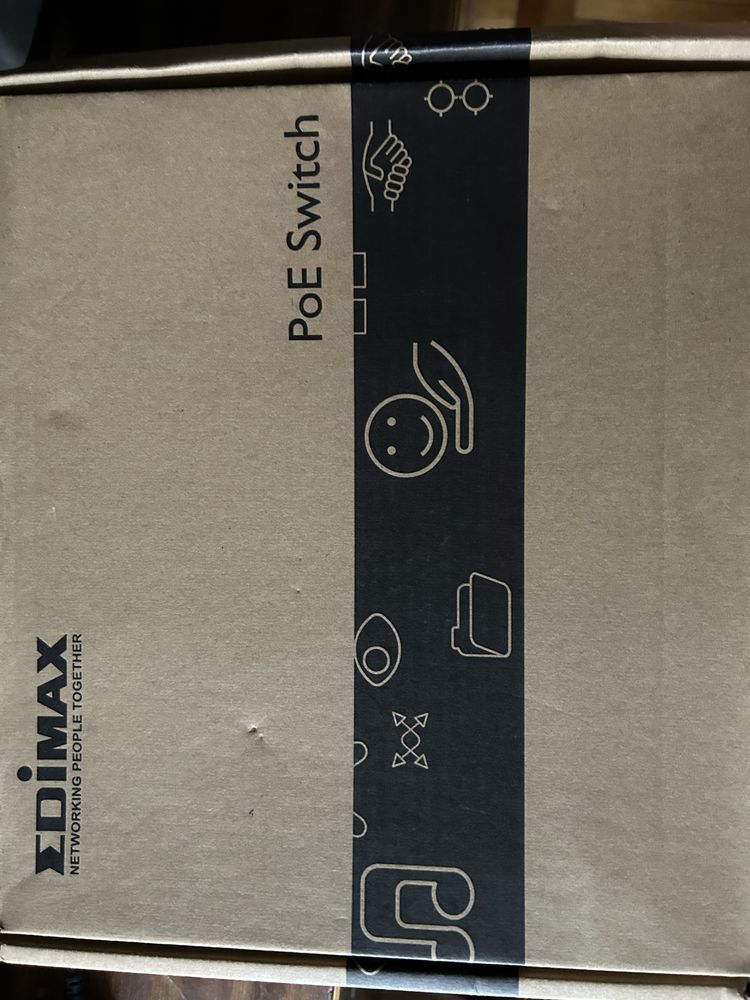 Свіч edimax 1008ph (poe порти)