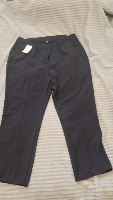 Продаю нові жіночі брюки р.68