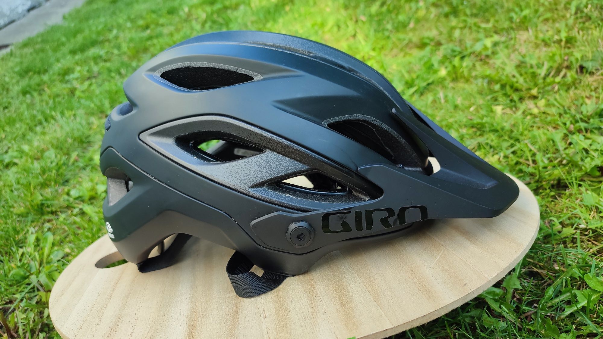 Kask mtb GIRO Merit Mips