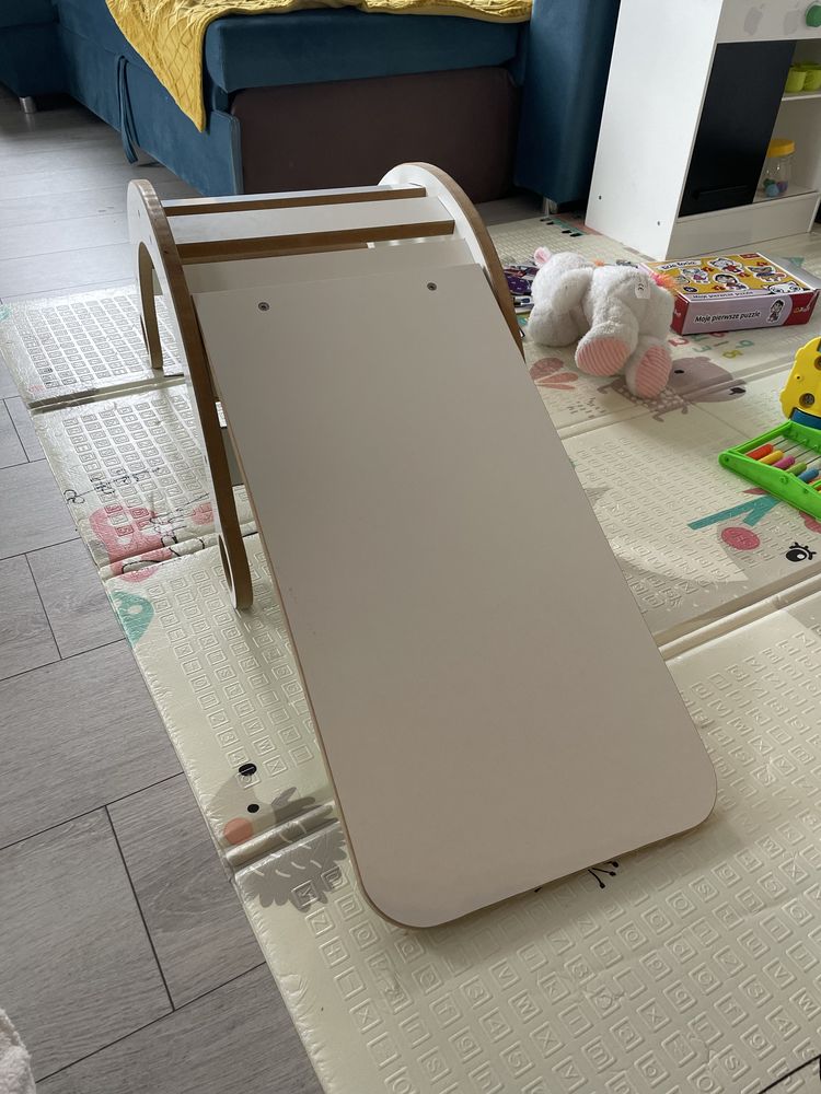 Bujak 3 w 1 ze zjezdzalnią, bujaczek montessori