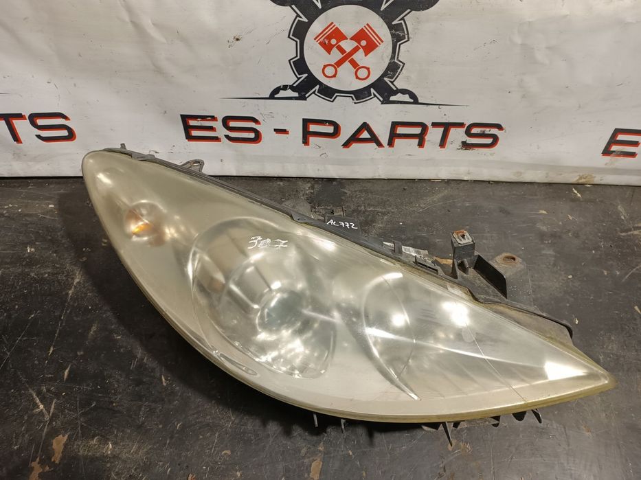lampa przednia prawa peugeot 307 lift