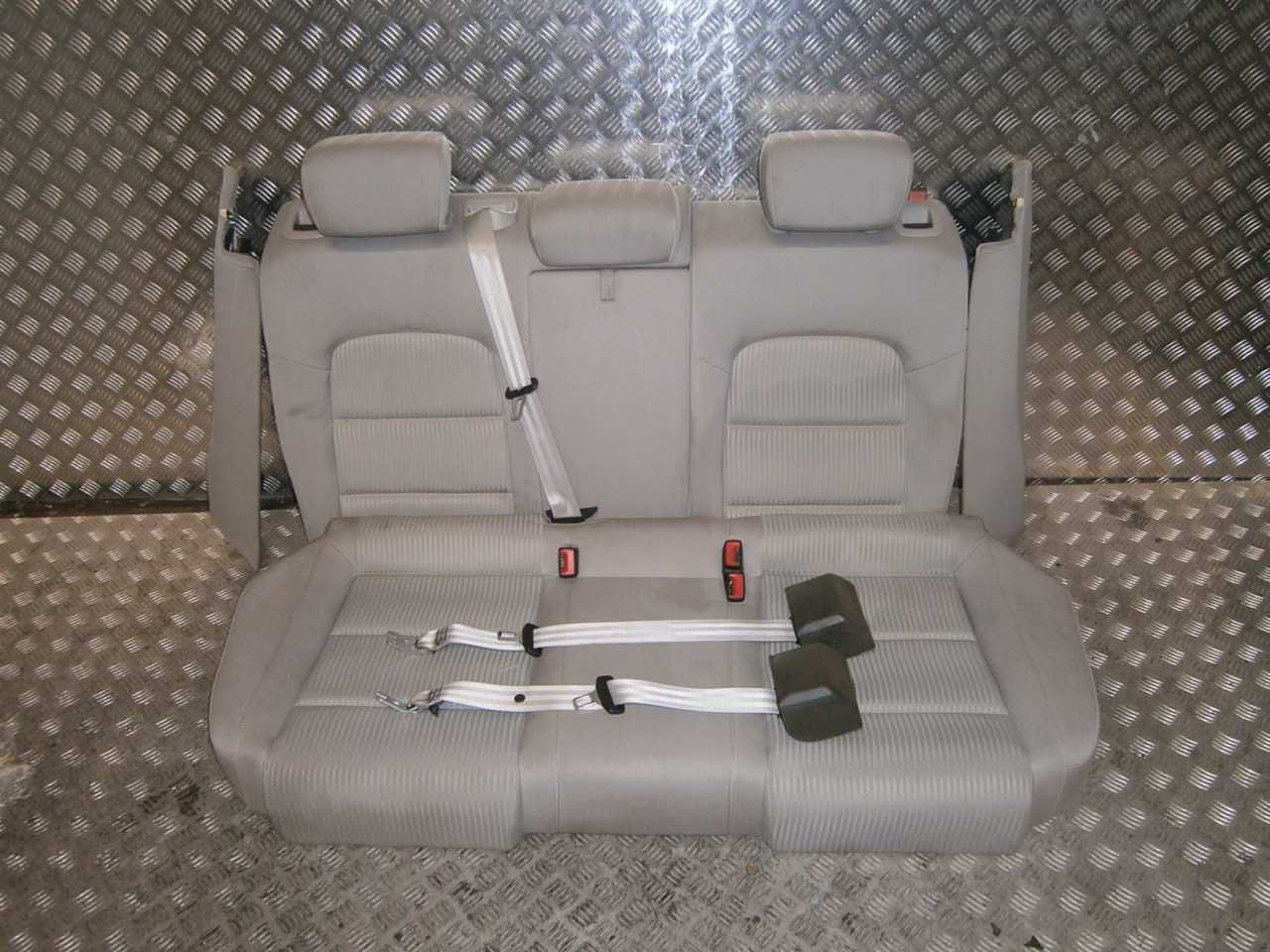 Fotele kanapa boczki Audi A4 B8 kombi