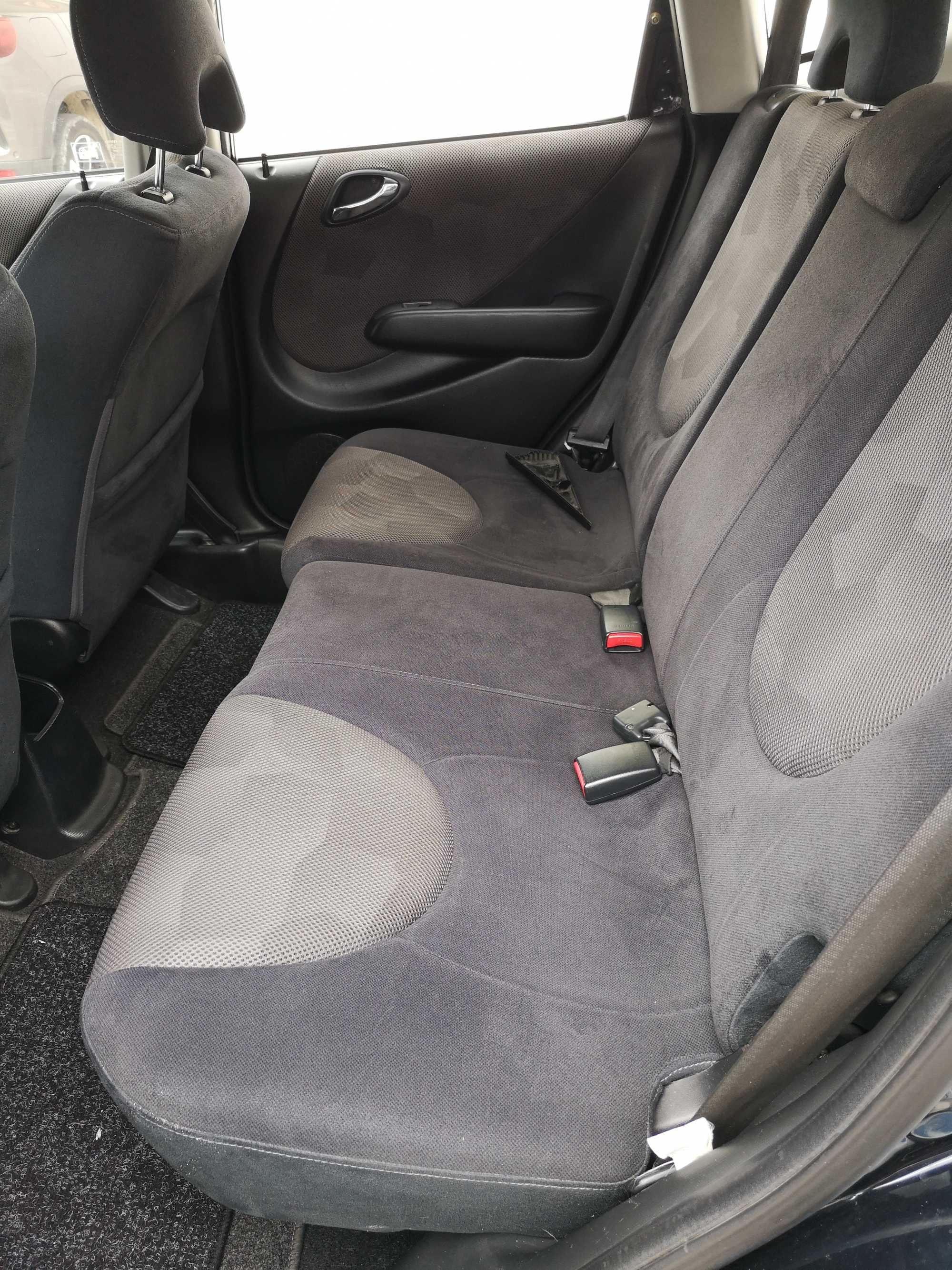 Honda Jazz GPL em ótimo estado, guardado sempre em garagem