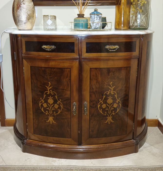 Vendo movel e espelho pela melhor oferta