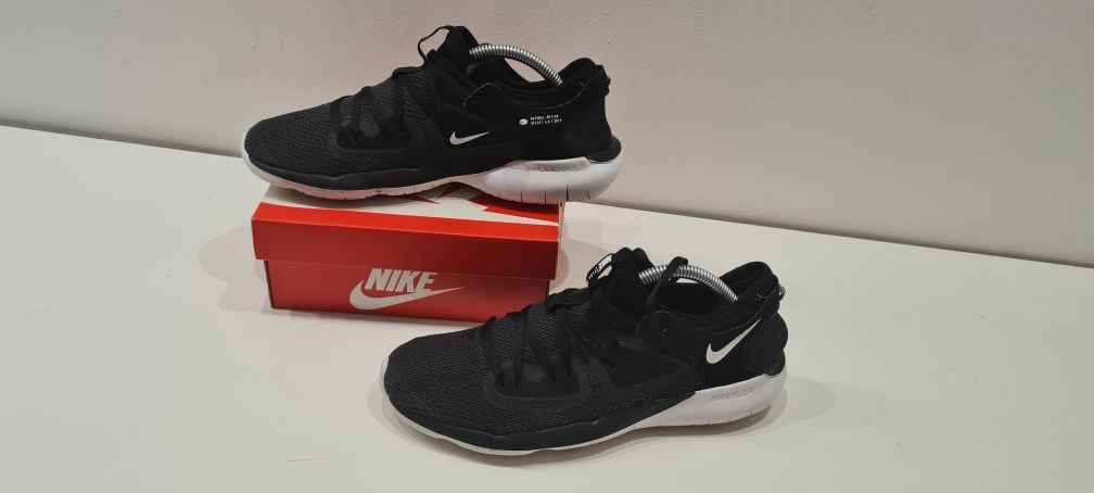 Nowe oryginalne Nike najnowszy model Flex System Solarsoft gwarancja