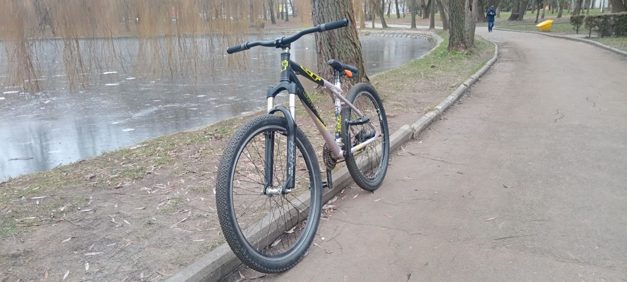 Продам MTB GT Dirt